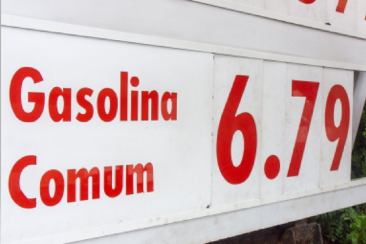 Postos têm até amanhã (7) para exibir preço dos combustíveis com apenas duas casas decimais
