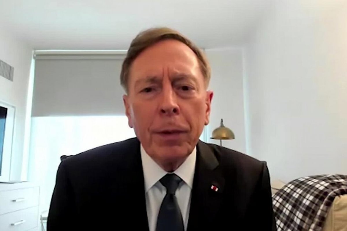 Ex-chefe da CIA diz que 'invasão da Ucrânia saiu pela culatra'