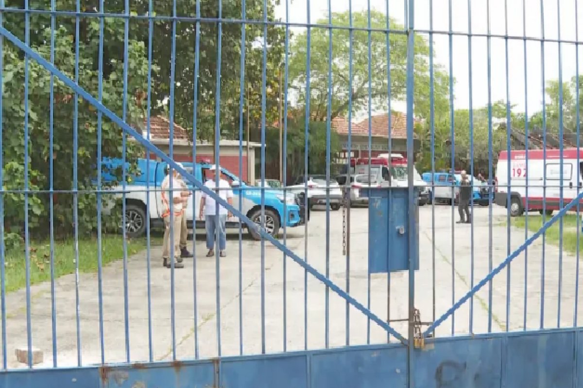 Adolescente esfaqueia três colegas em escola no Rio de Janeiro