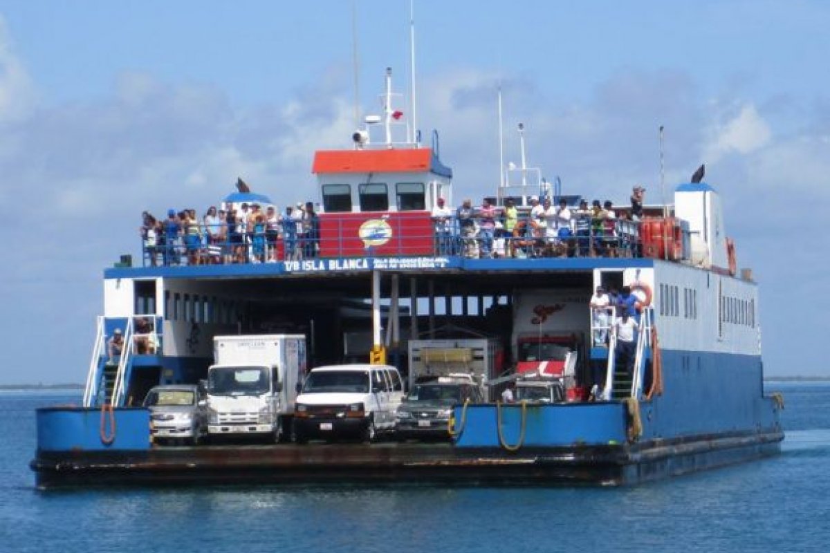 Travessia Salvador-Mar Grande termina mais cedo neste domingo