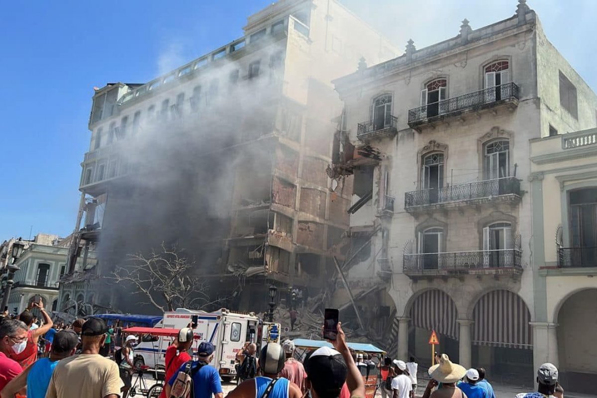 Explosão atinge hotel no centro de Havana, em Cuba, e deixa ao menos nove mortos