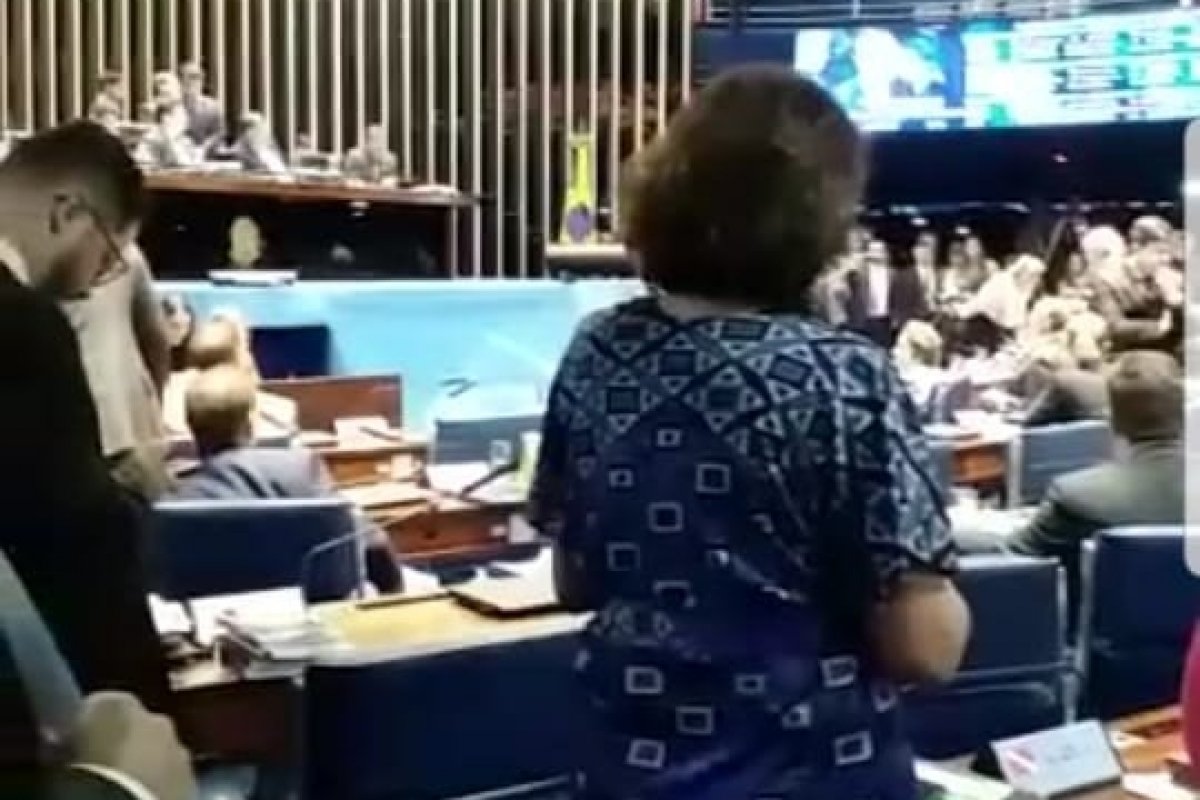 Trabalhar na segunda dói?