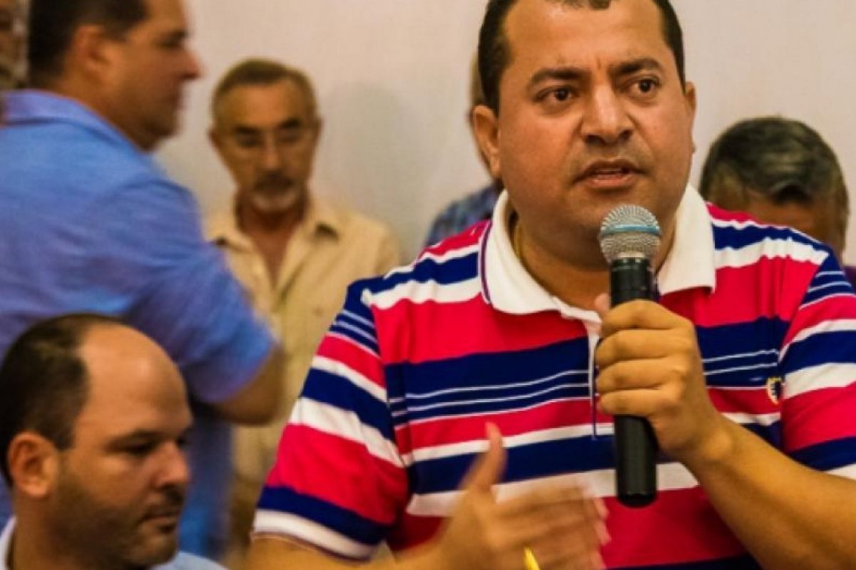 Ex-prefeito de Ibititá segue preso em Salvador, afirma Polícia Federal