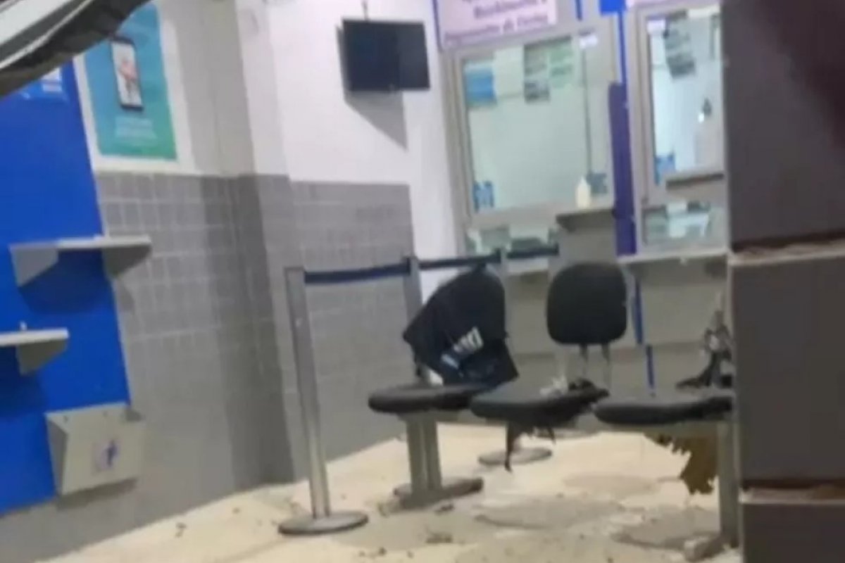 Grupo armado arromba lotérica e rouba cofre no interior da Bahia