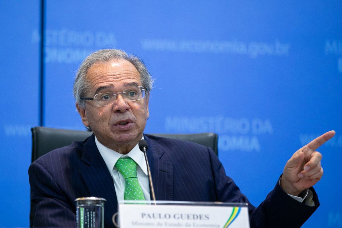 Governo Federal avalia reduzir tarifa de importação de 11 produtos para conter inflação