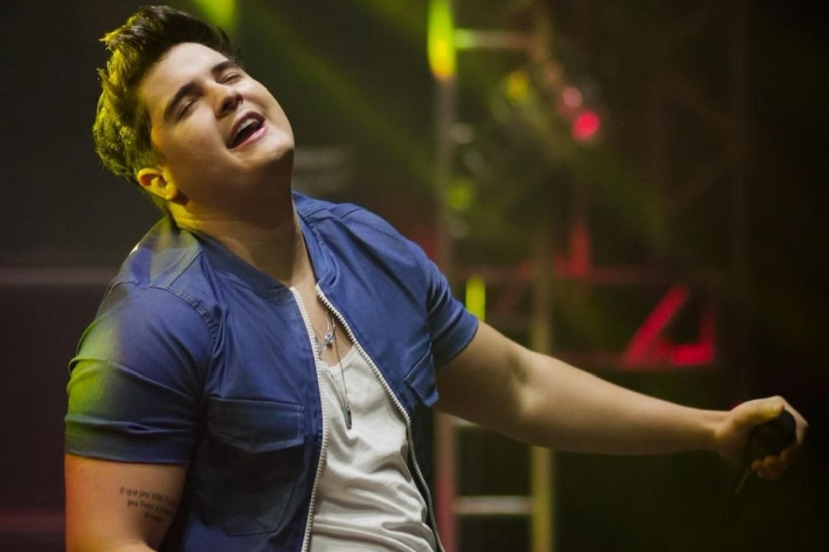 Festa All Black na Pupileira traz para Salvador o fenômeno Éric Land em noite de brilho e glamour