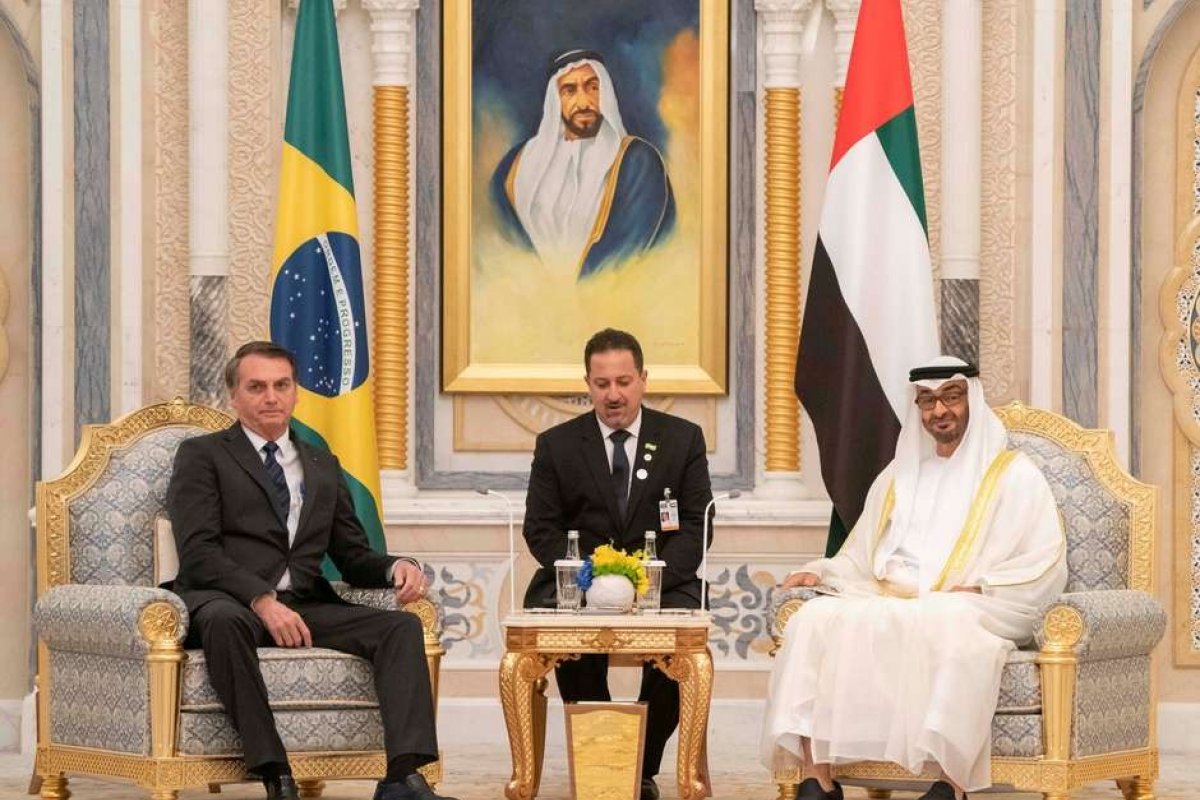 Viajo porque preciso, volto porque te amo