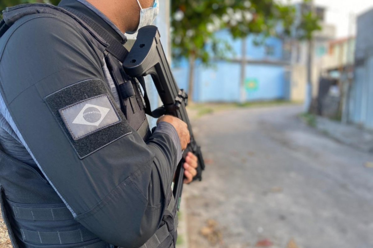 Homem é preso em flagrante por homicídio motivado por vingança