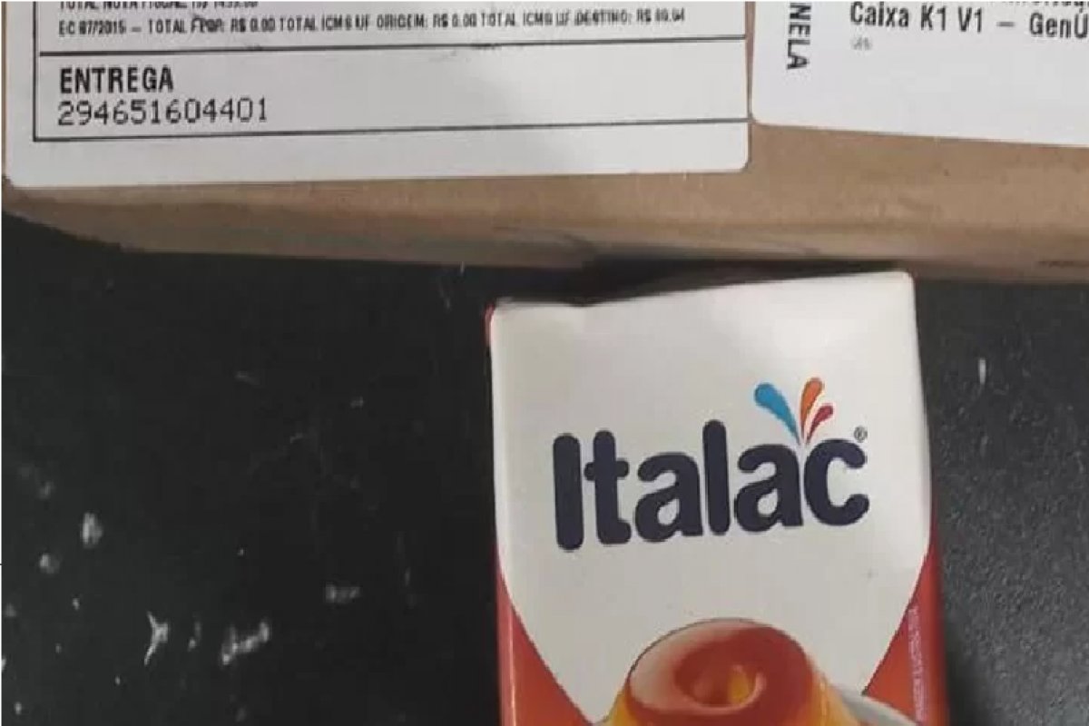 Jovem recebe leite condensado ao comprar celular na Americanas