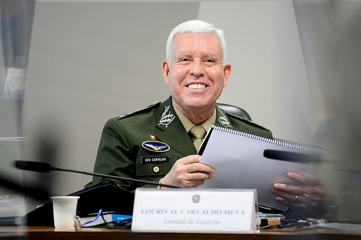 Senado aprova indicação de general do Exército para Corte Militar
