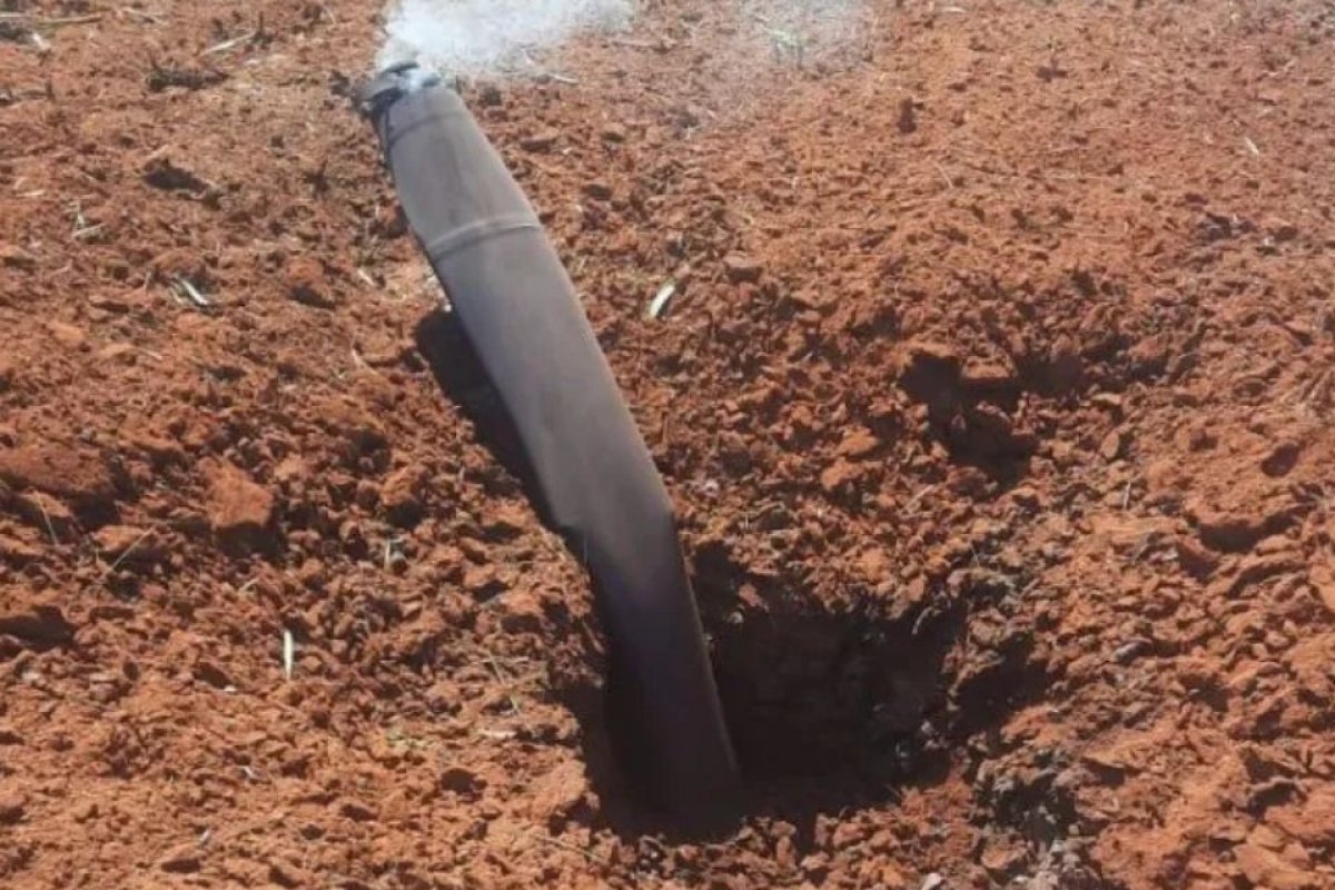 Foguete do Exército cai em zona rural de Goiás