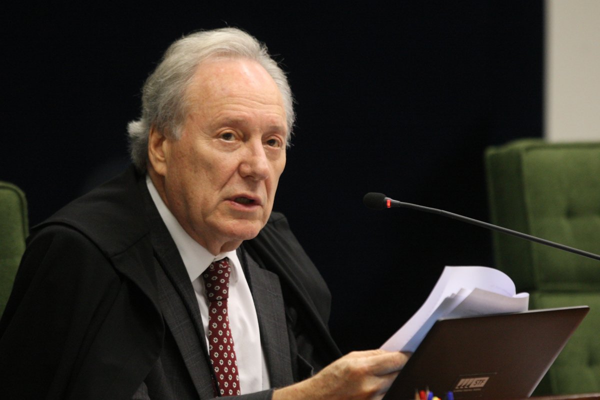 Lewandowski autoriza acesso de Cerveró a mensagens entre Moro e procuradores