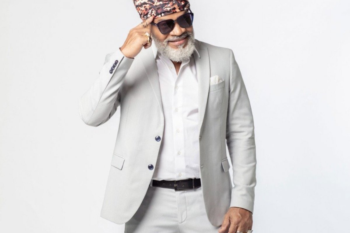 Carlinhos Brown recebe presencialmente o título de Embaixador da Justiça Restaurativa da Bahia