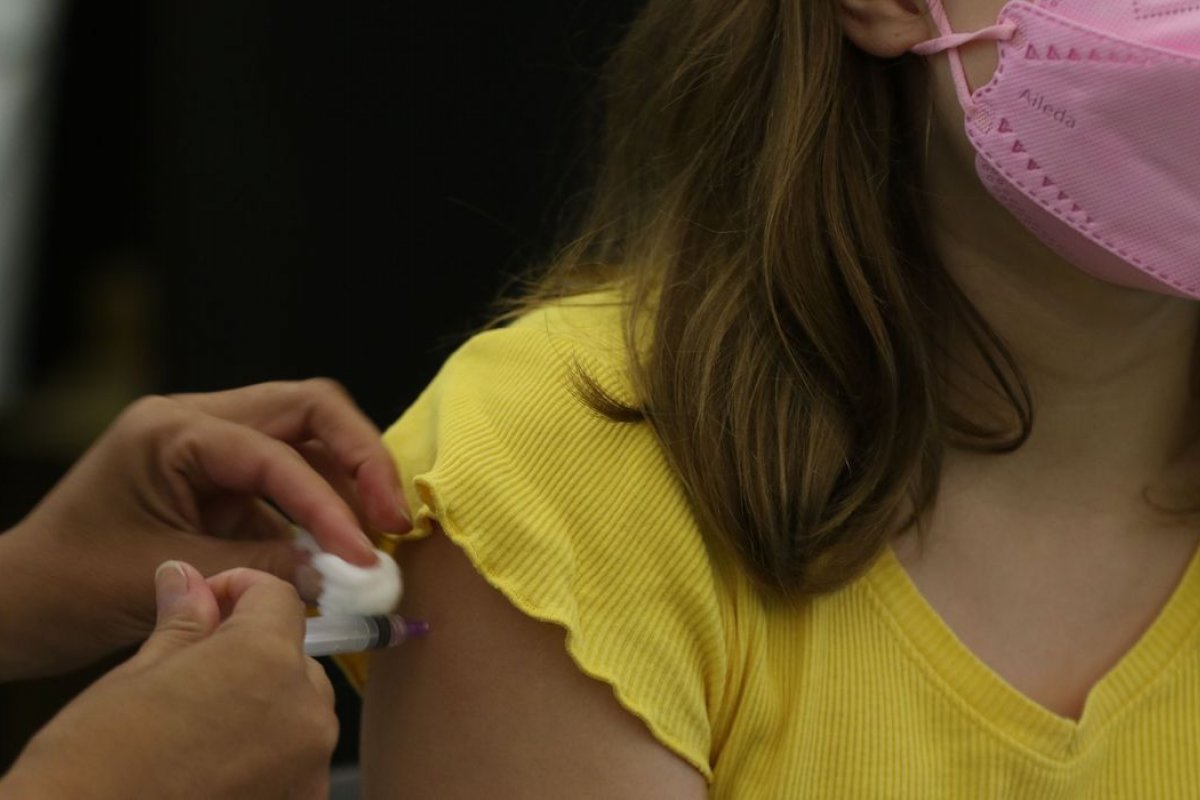 Covid-19: Anvisa recebe novo pedido de registro da vacina Convidecia