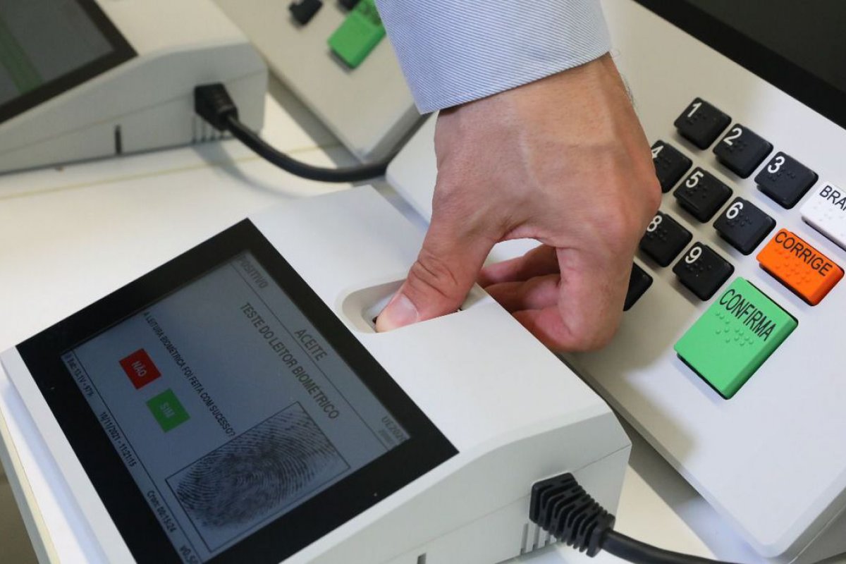 TSE finaliza 2ª rodada de testes em urnas eletrônicas sem identificar falhas