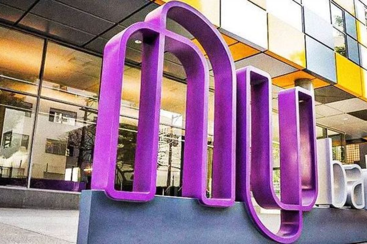 Nubank registra prejuízo, mas tem receita recorde no primeiro trimestre de 2022 
