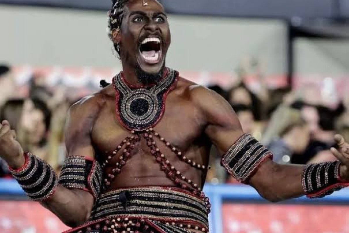 Destaque da Grande Rio como Exu, Demerson D'Alvaro vai interpretar jogador de futebol em série do Globo Play