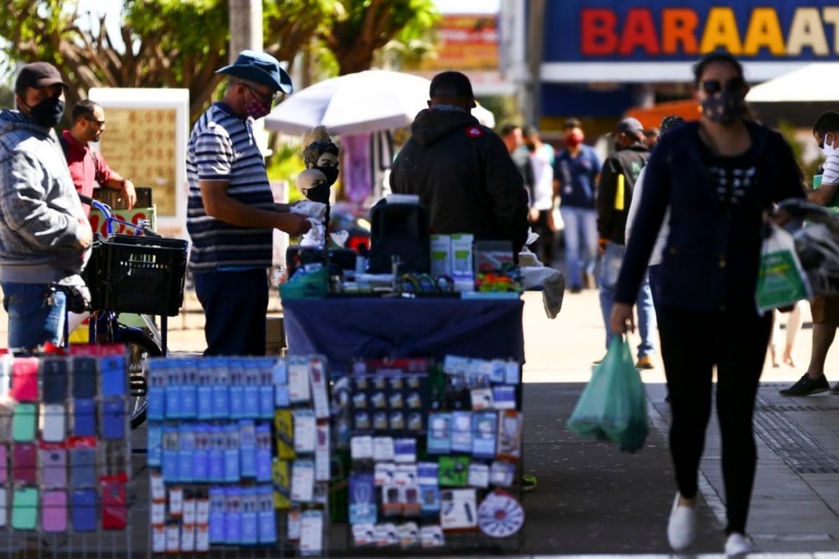 Inflação: 90% das profissões brasileiras registraram uma queda no poder de compra 