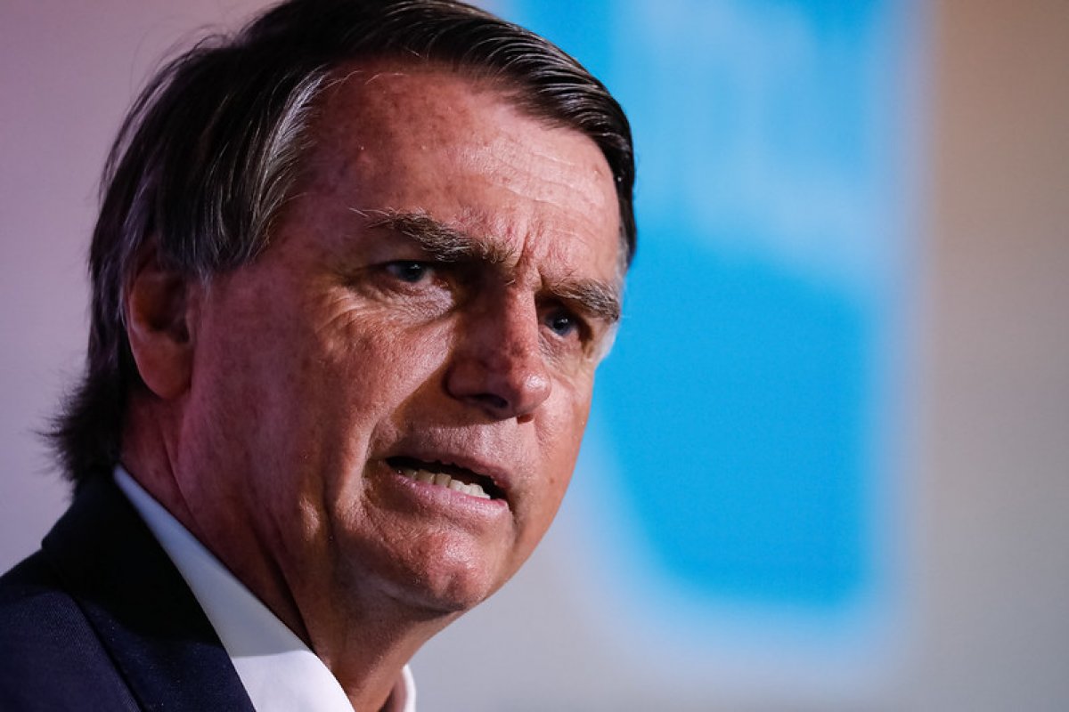 Após STF negar pedido, Bolsonaro recorre à PGR para investigar Moraes