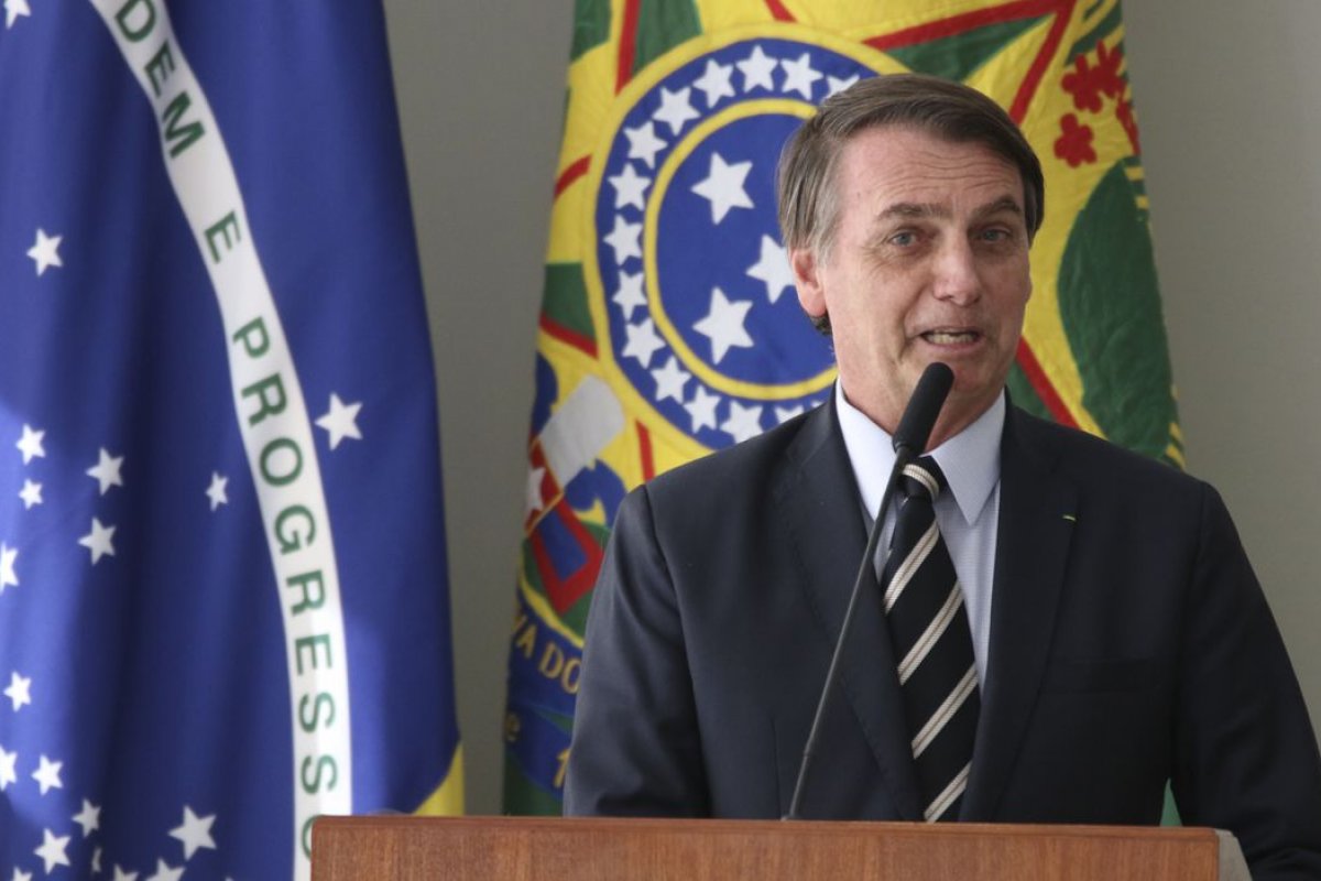 Bolsonaro lidera pesquisa de intenção de votos no Distrito Federal com 36%; Lula tem 29,2%