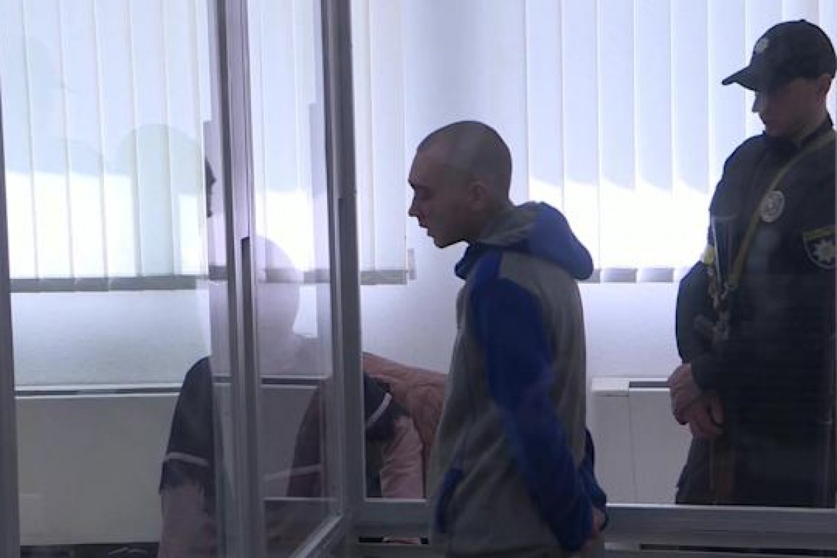 Soldado russo pede perdão por matar civil durante invasão na Ucrânia