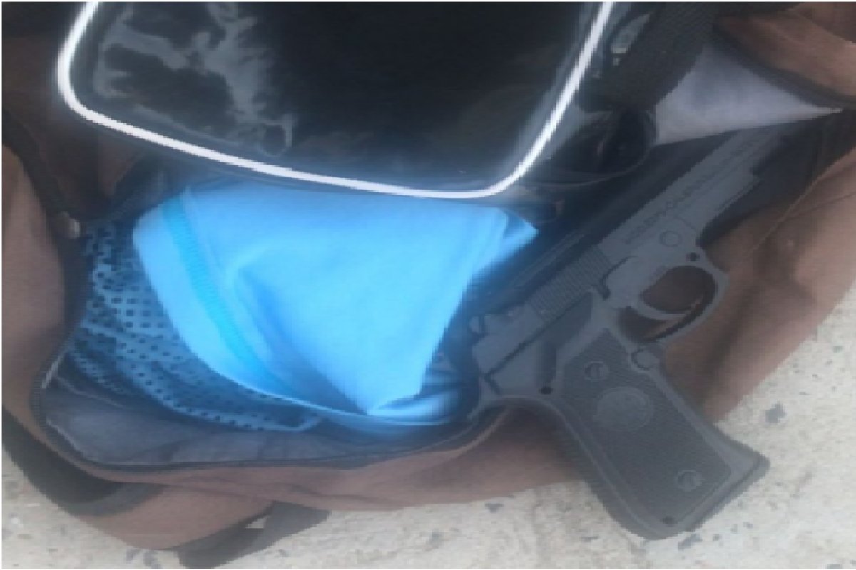 PMs prendem acusados de assalto a ônibus em Salvador