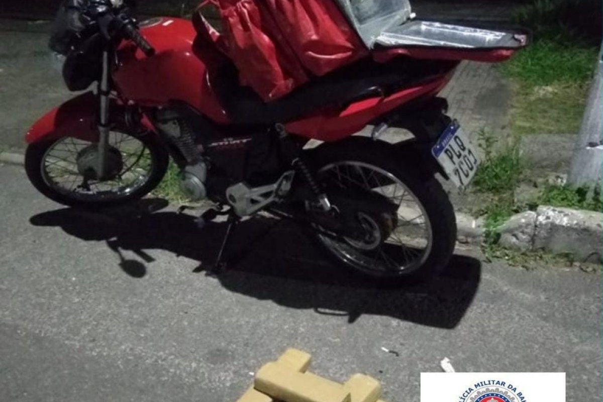Entregador de app é preso em flagrante com 13 tabletes de maconha, em Porto Seco Pirajá