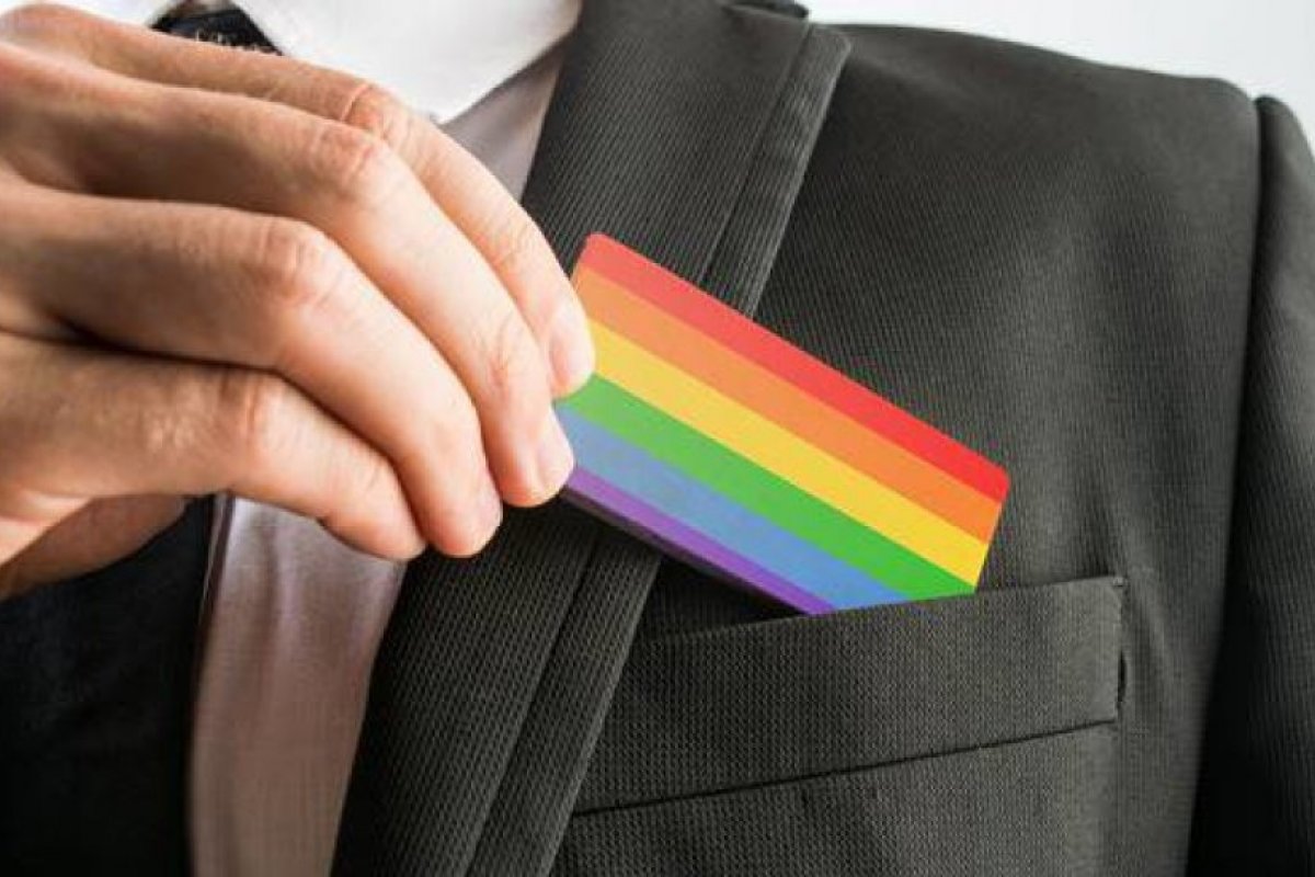 Serviços gratuitos são ofertados exclusivamente para público LGBT, em Salvador