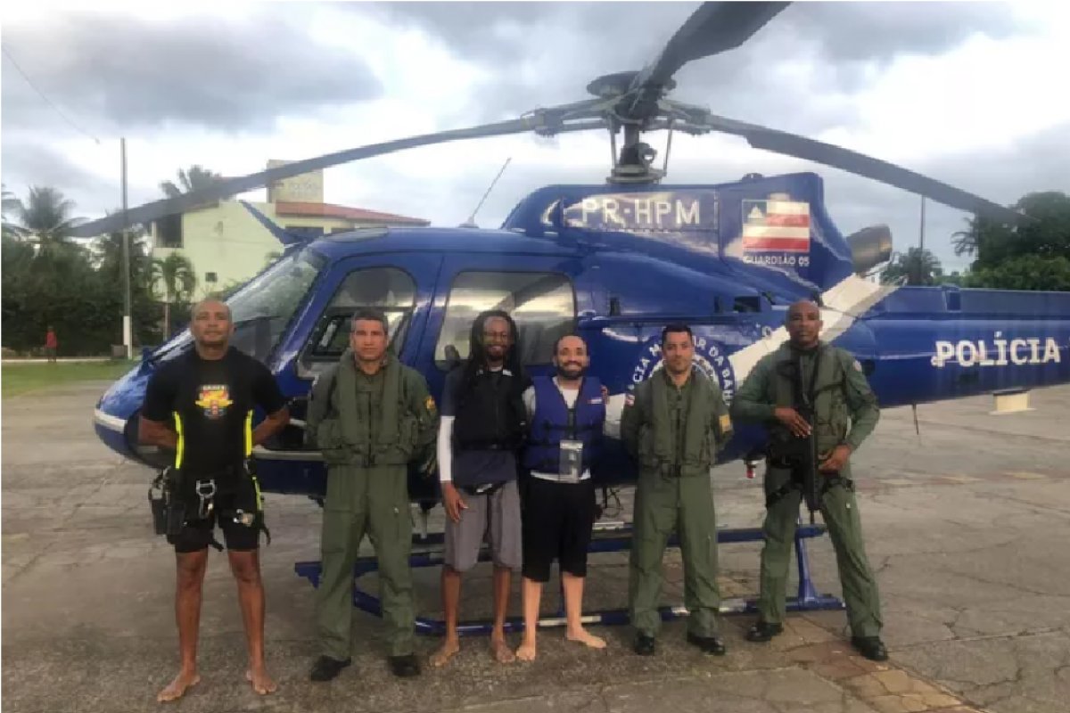 Velejadores são resgatados na Baía de Todos os Santos após passarem 12 horas à deriva