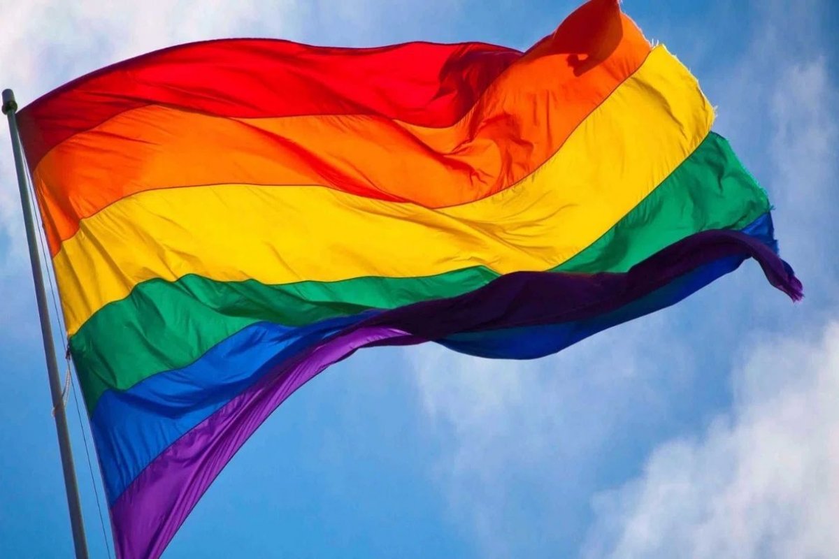 Podcast No Farol: LBGTfobia e os direitos da população LGBTQIA+