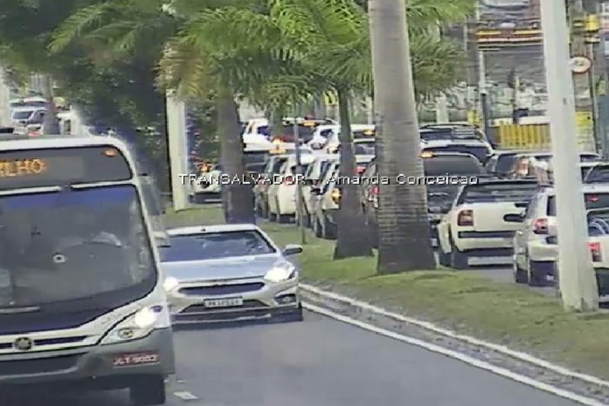 Boletim de trânsito: Saiba quais vias registram congestionamento nesta terça-feira
