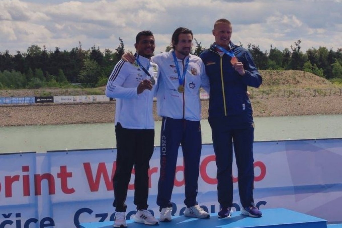 Isaquias Queiroz é prata na Copa do Mundo de Canoagem Velocidade