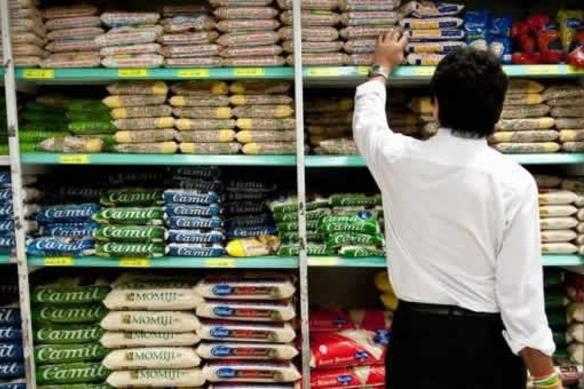 Guerra na Ucrânia: conflito segue afetando comércio de alimentos, diz FMI