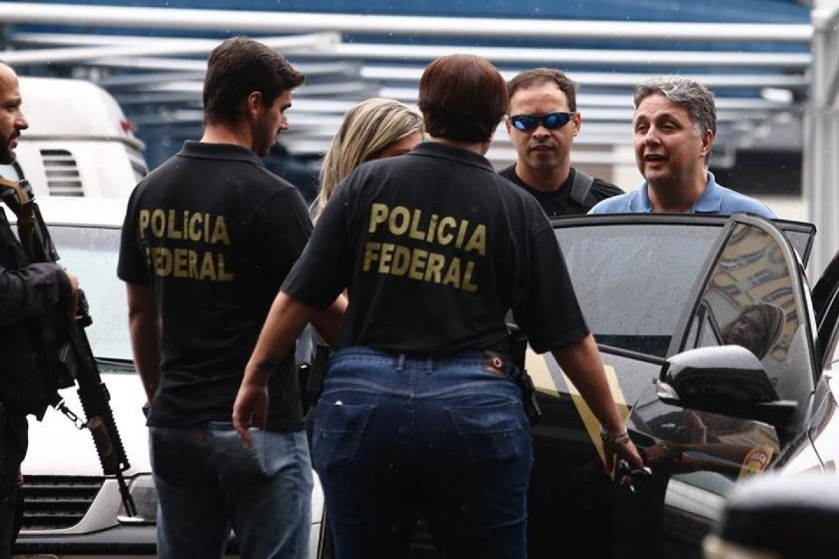 Justiça derruba habeas corpus e Anthony e Rosinha Garotinho voltarão para cadeia