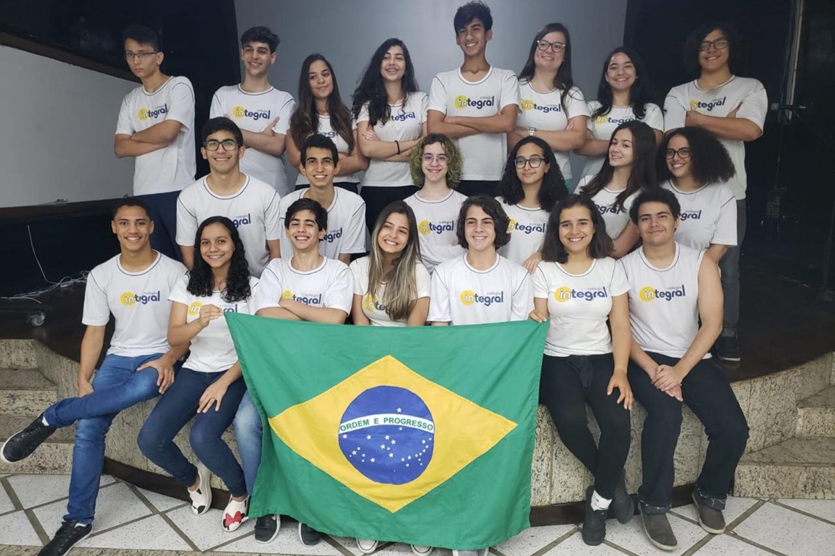 Alunos de Salvador são selecionados para evento na Universidade de Harvard, nos EUA