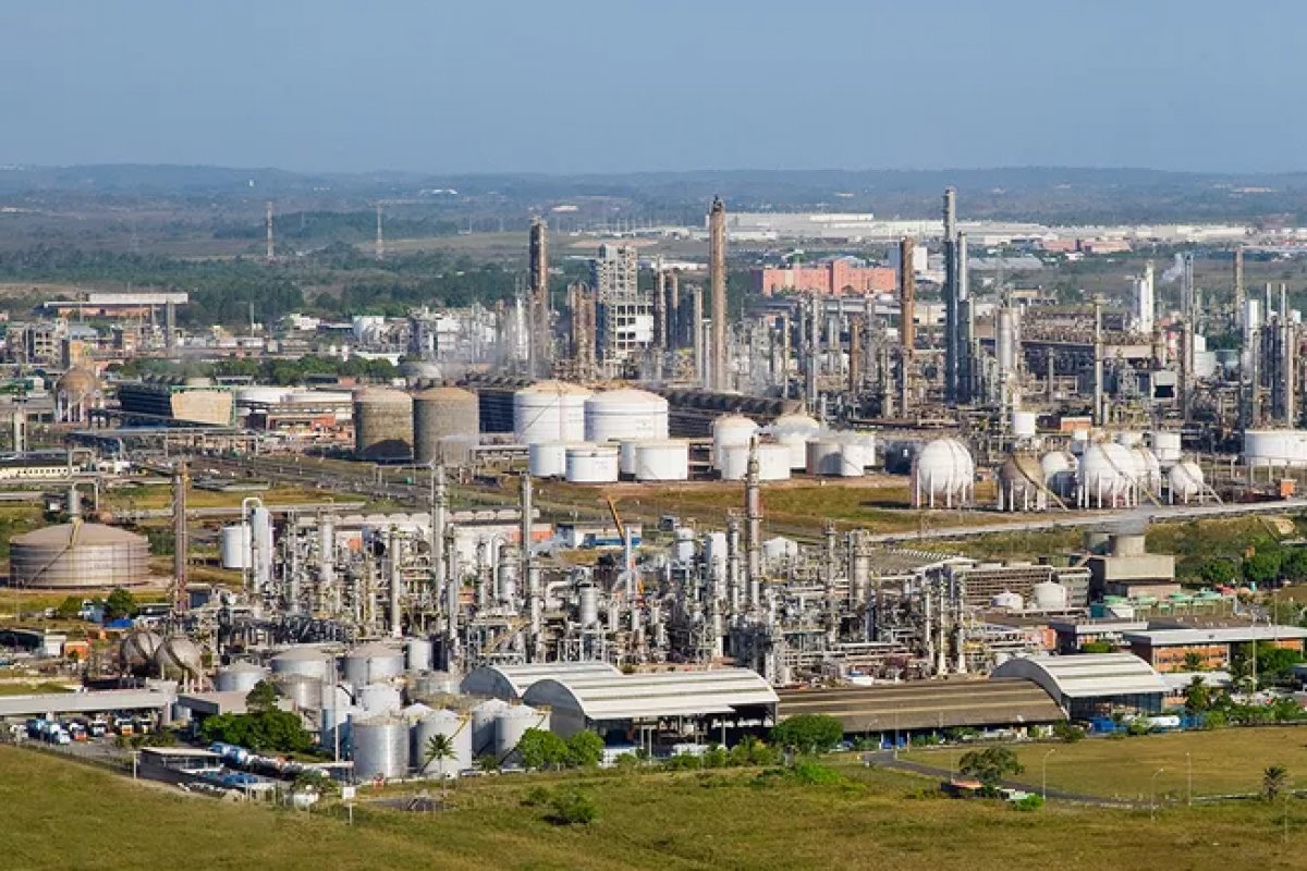 Setor industrial representa 21,8% do PIB da Bahia, aponta IBGE