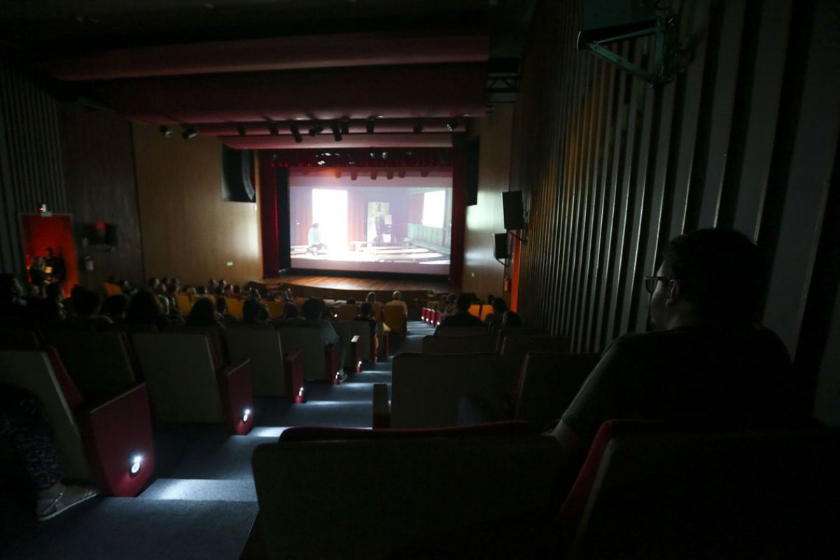 Protocolo que propõe mais salas de cinema acessíveis é assinado pelo MEC