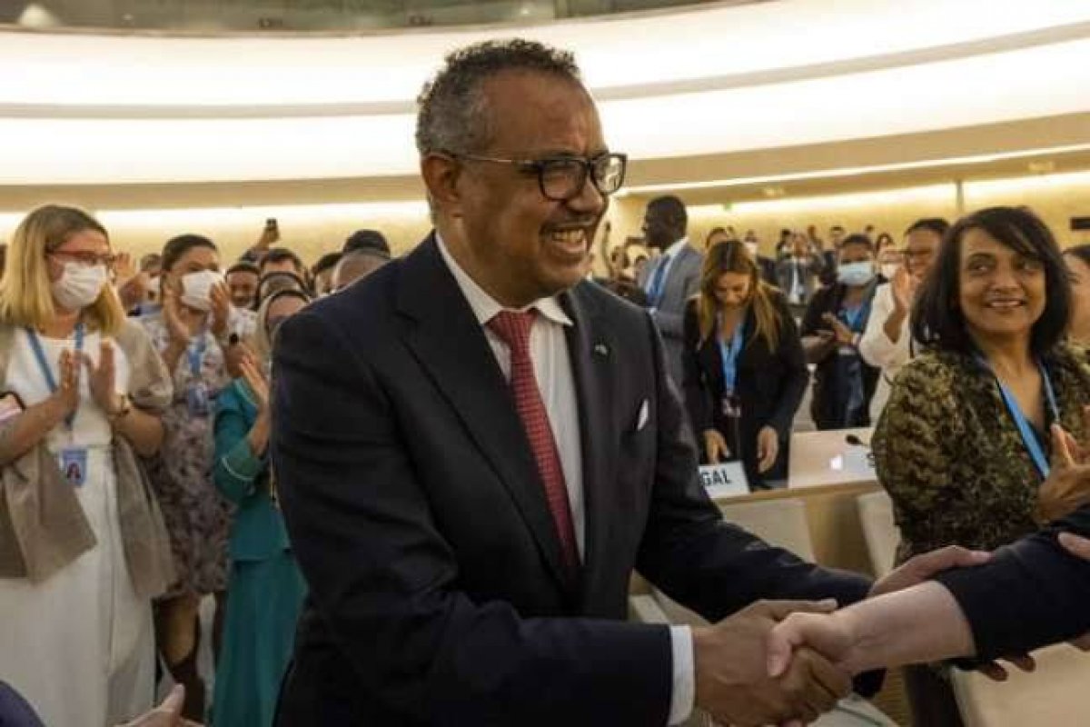 Tedros Adhanom é reeleito diretor-geral da OMS
