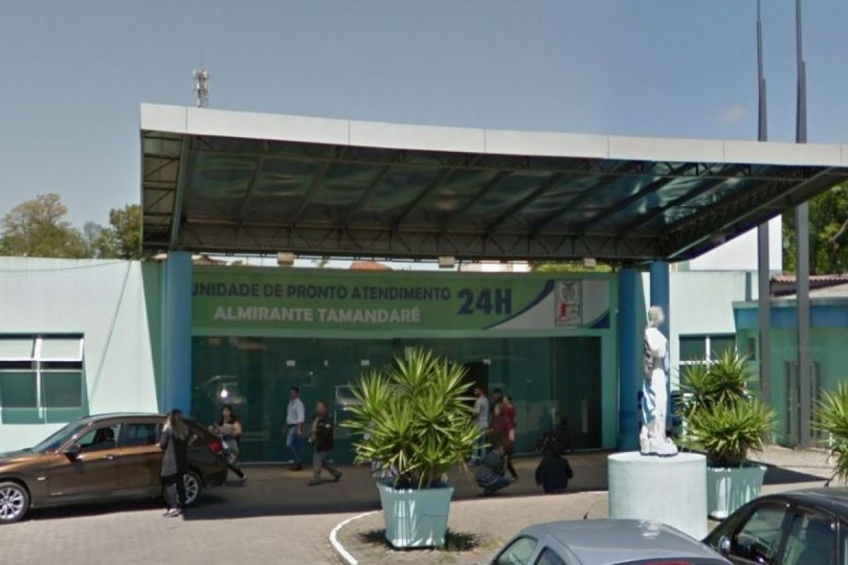 Médica que usou rede social para xingar paciente é afastada pela prefeitura de Almirante Tamandaré