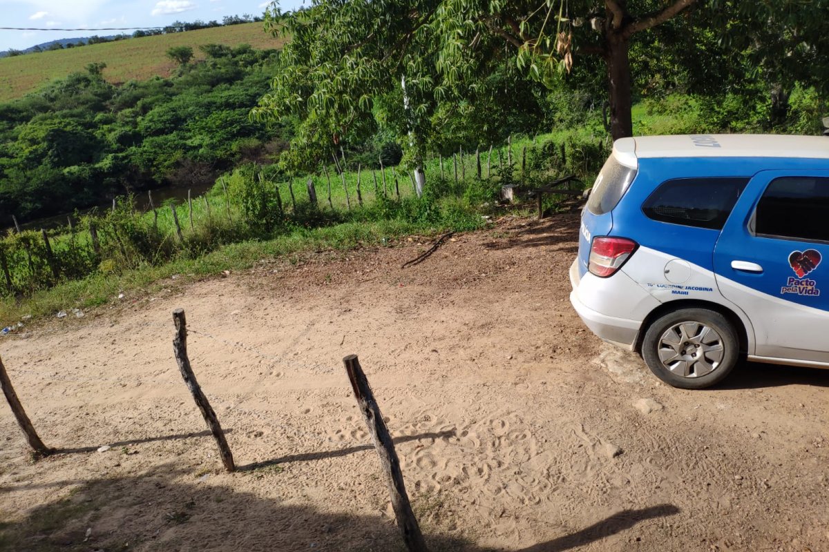 Homem é preso acusado de abusar sexualmente de sobrinha no interior da Bahia