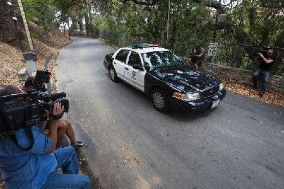Na Califórnia, festa termina com pelo menos 3 mortos e 9 feridos