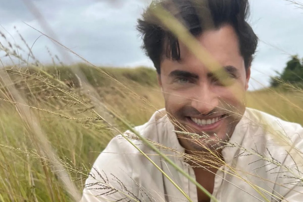 Carlo Porto fala sobre a preparação de atores e os desafios da profissão