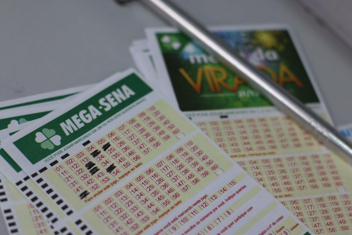 Mega-Sena: Sorteio pode pagar R$ 35 milhões nesta quarta