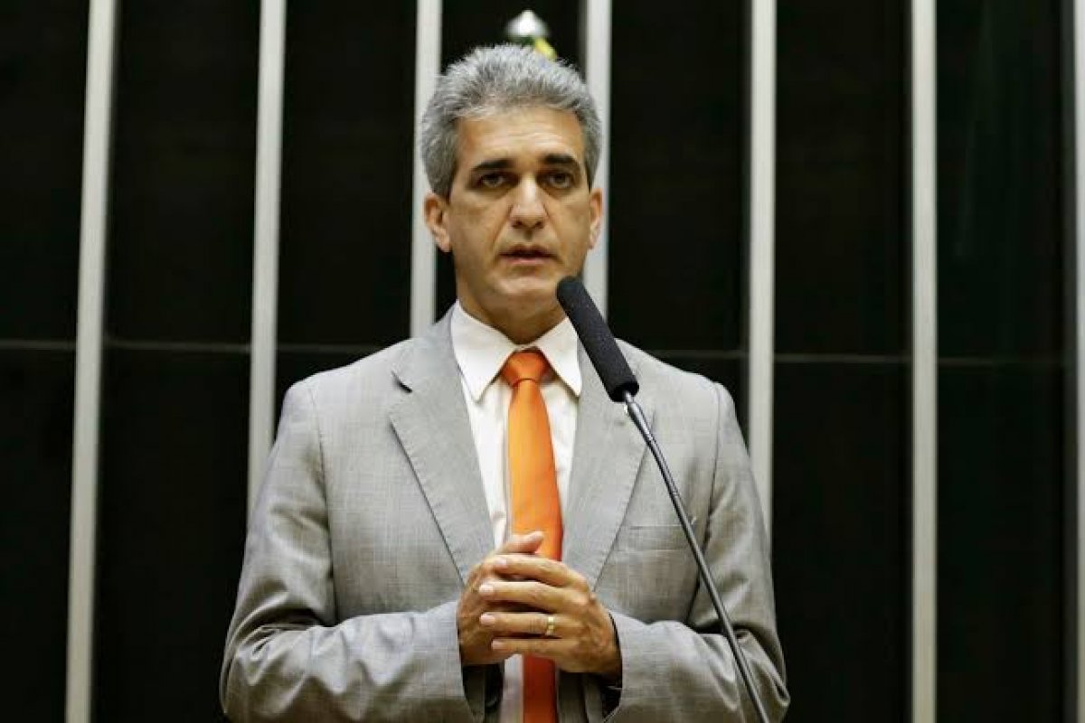 Por difamação e calúnia contra Acm Neto, deputado é condenado a prisão