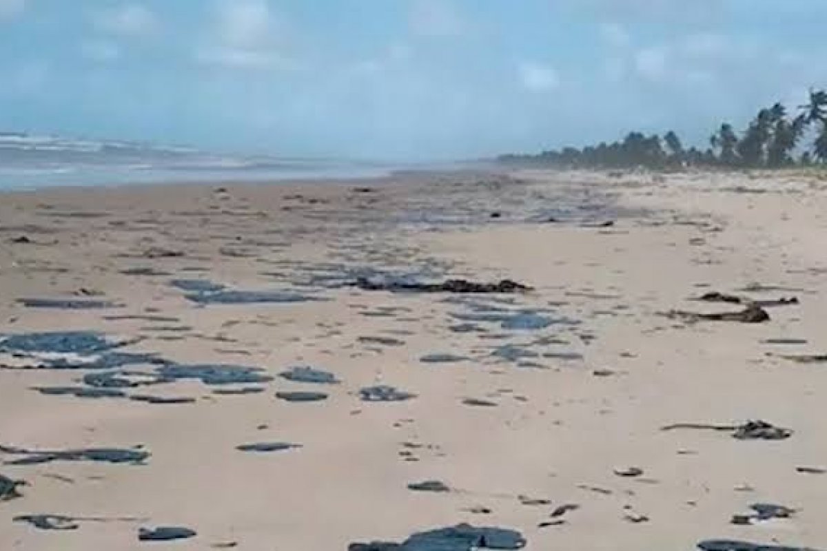 Governo publica decreto para apoio a mais 15 cidades atingidas por manchas de óleo