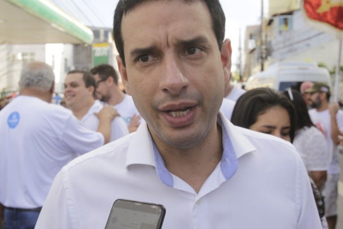 Prates garante que filiação ao PDT só acontecerá com benção de Neto