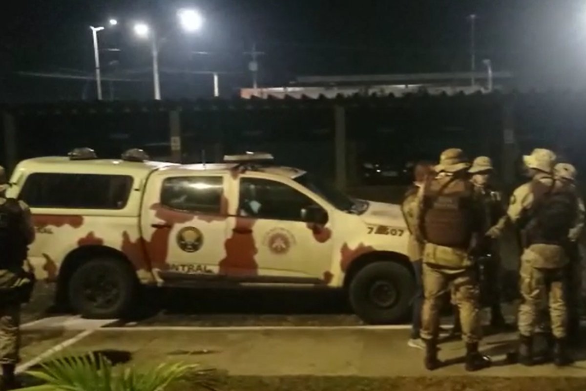 Vídeo: Dupla é presa com R$ 21 mil em Jequié (BA) durante 'Operação Hélios'