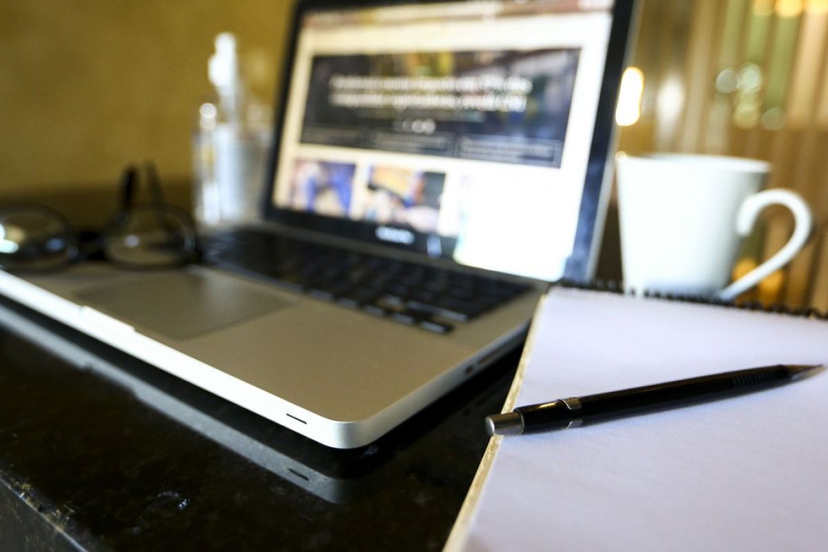 Uma a cada quatro pessoas poderia trabalhar remotamente, afirma Ipea