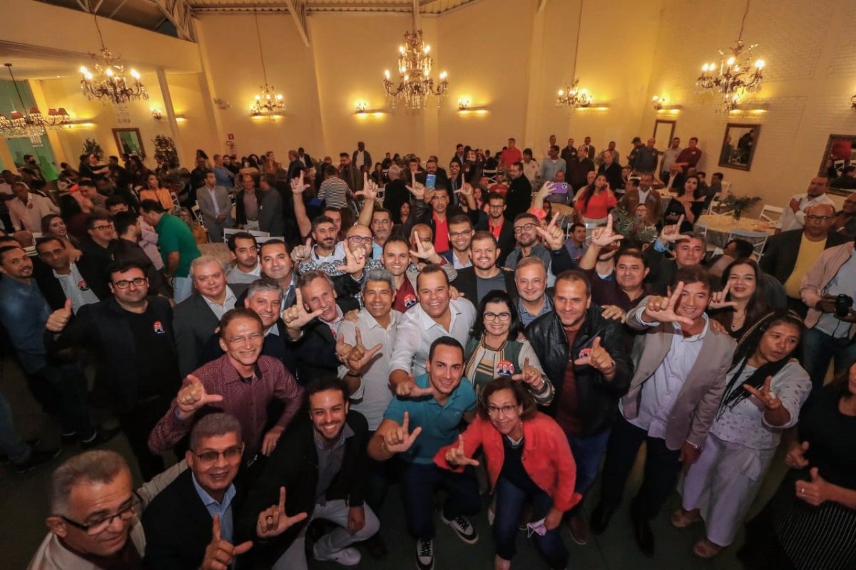 Sudoeste baiano: vinte dos 24 prefeitos participam de ato em apoio a Jerônimo