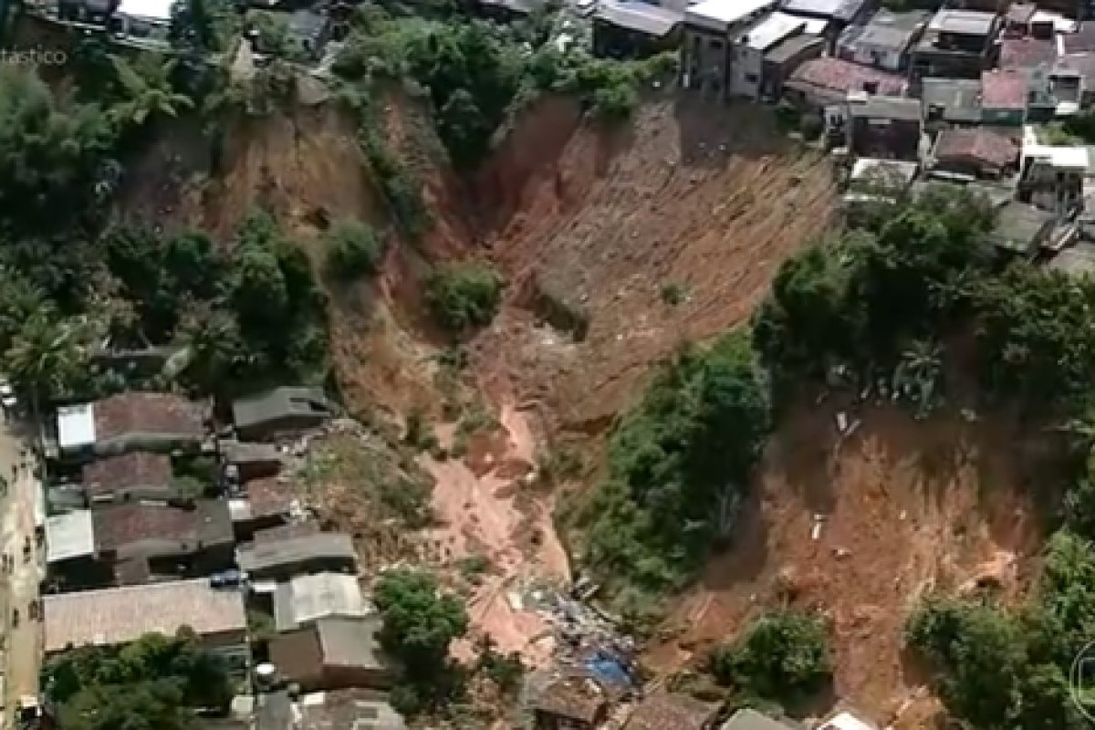 Estragos provocados pela chuva já matou 84 pessoas em Pernambuco